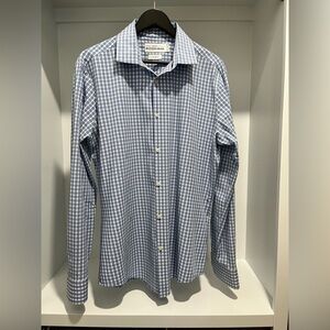 Mizzen + Main Leeward Collection Blue and White Gingham trim fit Size Large